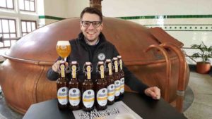 Bastian Leikeim, Geschäftsführer der Altenburger Brauerei präsentiert die Neue Bierspezialität bei der Altenburger Brauerei, Die Sonderedition „Pale Ale“ (Foto: markenzeichen)