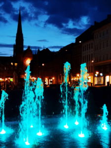 Wasserspiel auf dem Marktplatz in Altenburg (Foto: uNi)